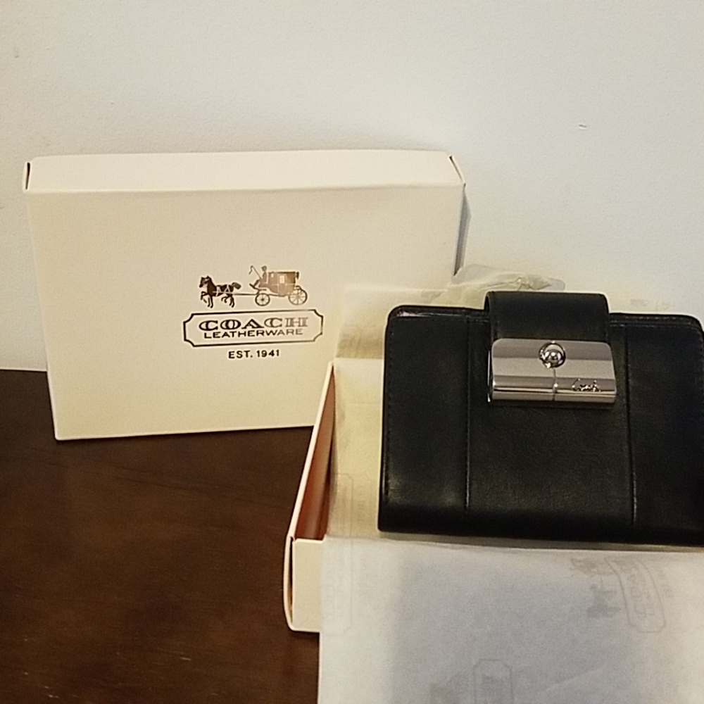 NWT Coach Black Leather Wallet